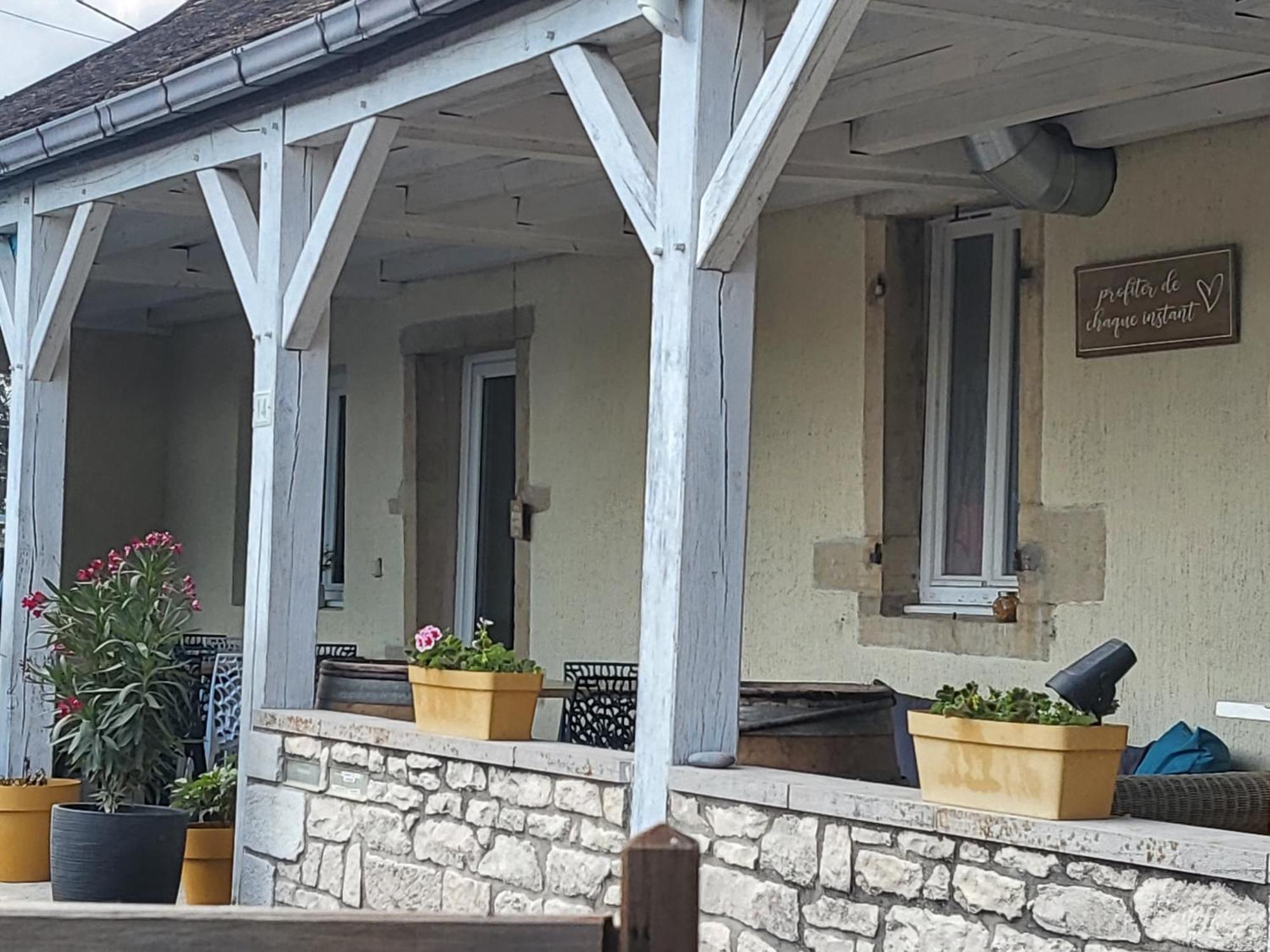 Le Colombier Bed and Breakfast Ruffey-les-Beaune Exteriör bild